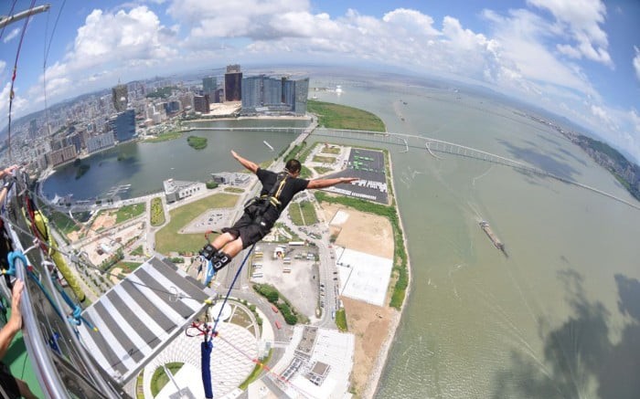 Tử vong sau khi chơi trò nhảy bungee cao nhất thế giới