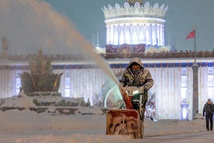 B&atilde;o tuyết kỷ lục g&acirc;y hỗn loạn nhiều nơi, Siberia lạnh &acirc;m 50 độ C- Ảnh 1.
