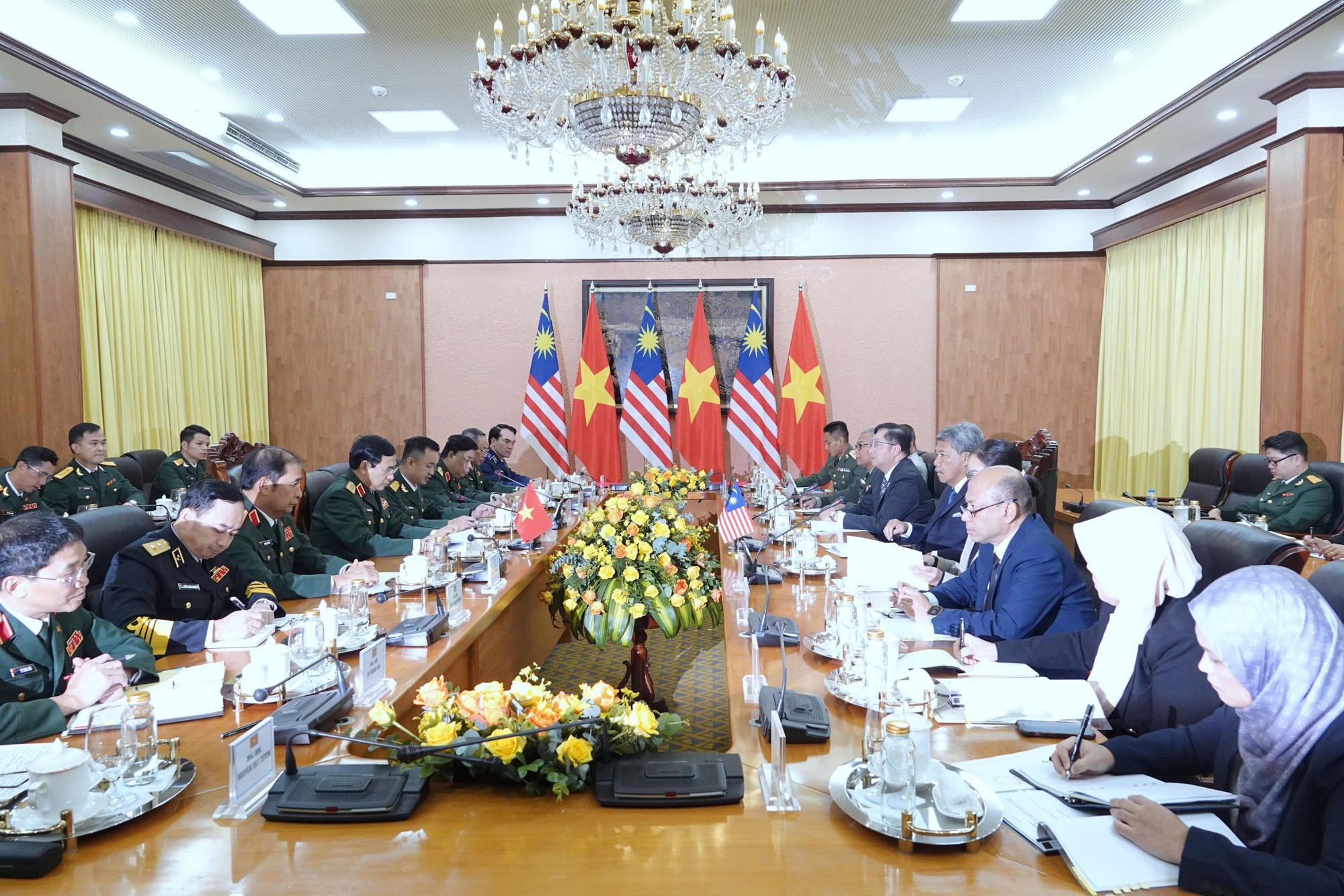 Việt Nam - Malaysia k&yacute; bản ghi nhớ hợp t&aacute;c quốc ph&ograve;ng- Ảnh 10.