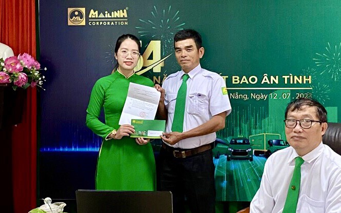 Nam tài xế giúp sản phụ "vượt cạn" trên taxi
