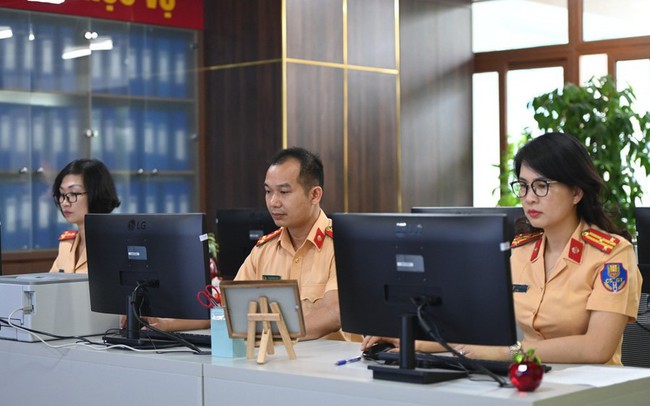 Biển số "si&ecirc;u đẹp" 30K-567.89, 51K-999.99 sắp được đưa ra đấu gi&aacute;- Ảnh 1.