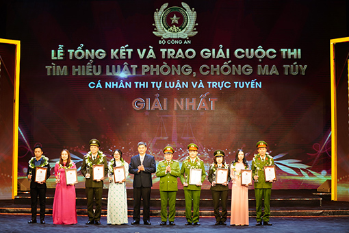Thứ trưởng Nguyễn Duy Ngọc: Quy trình sản xuất ma túy đơn giản, nhưng nguy hiểm cao- Ảnh 2.