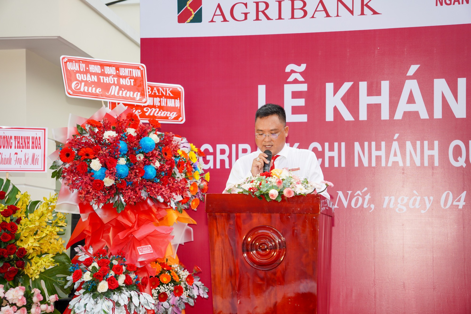 Agribank Chi nh&aacute;nh quận Thốt Nốt kh&aacute;nh th&agrave;nh, đưa v&agrave;o hoạt động trụ sở- Ảnh 1.