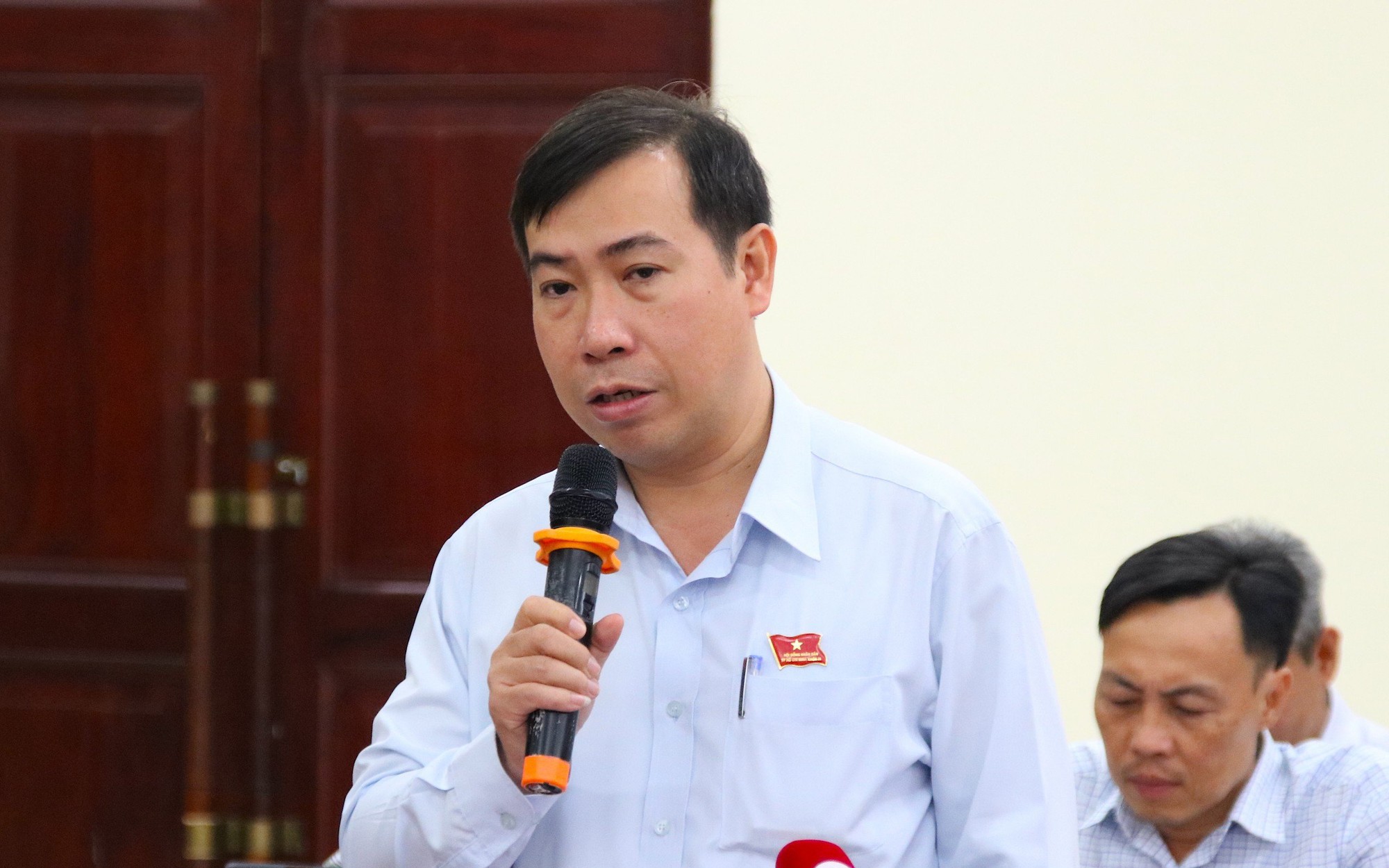 Đại biểu HĐND TP HCM băn khoăn việc kiểm tra nồng độ cồn cả ng&agrave;y lẫn đ&ecirc;m
