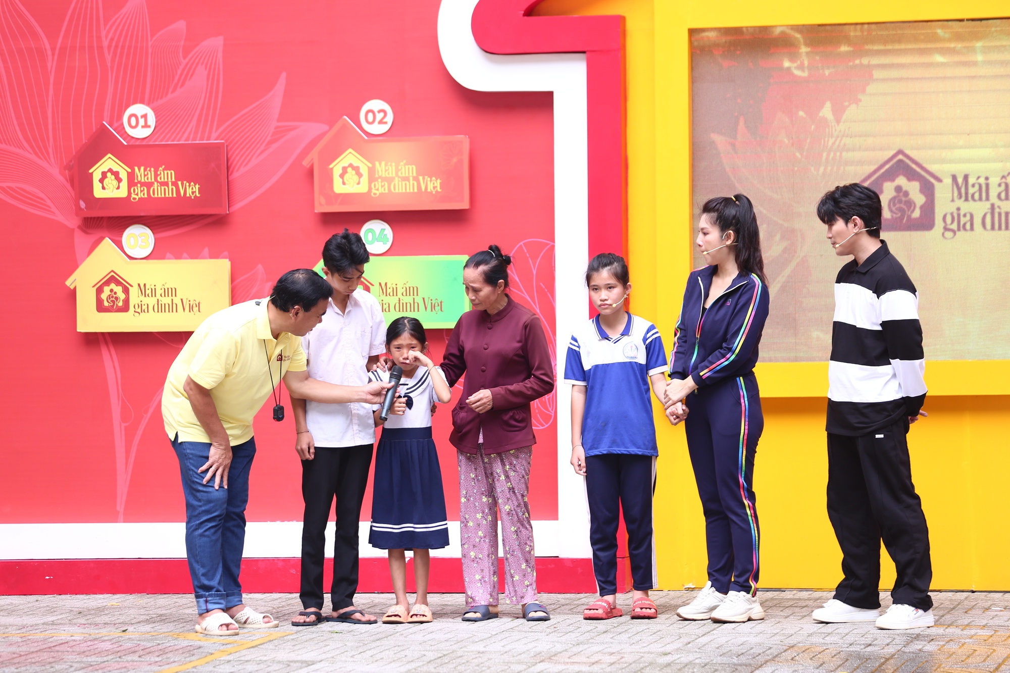 "M&aacute;i ấm gia đ&igrave;nh Việt" v&agrave;o bầu chọn- Ảnh 3.