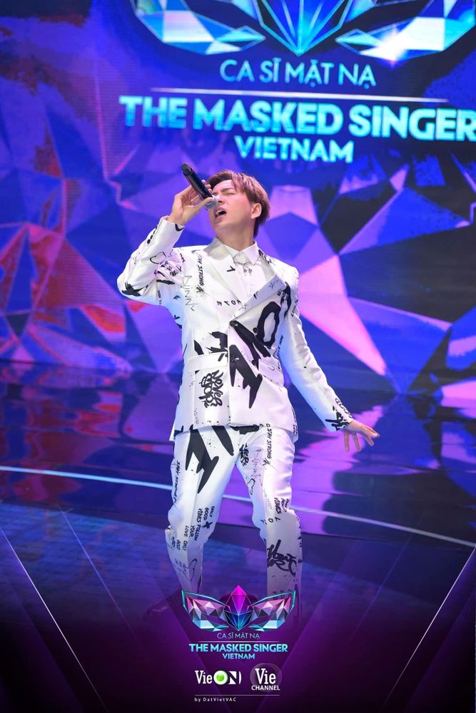 Ng&ocirc; Kiến Huy v&agrave; 