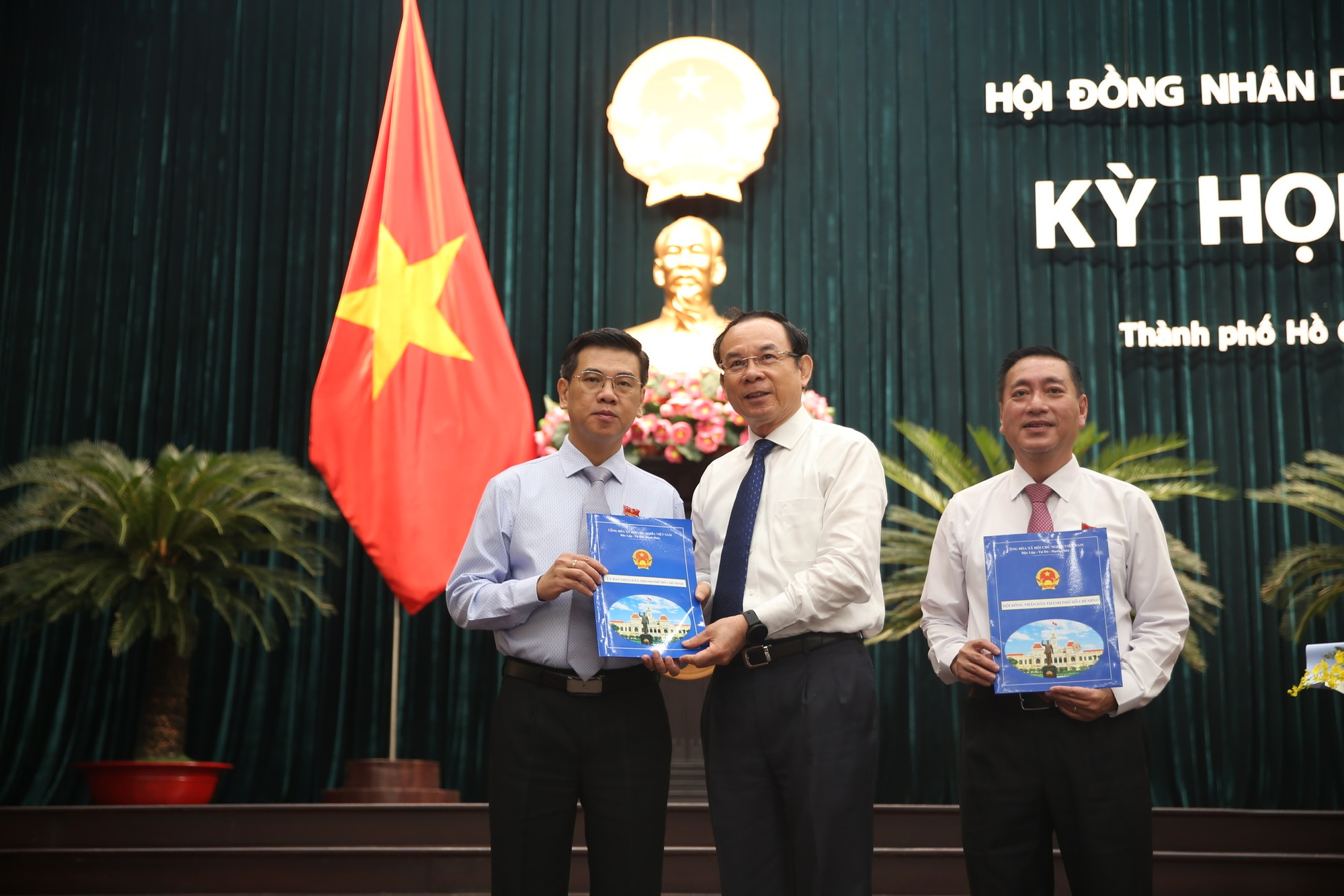 &Ocirc;ng Phạm Th&agrave;nh Ki&ecirc;n được ph&ecirc; chuẩn l&agrave;m Ph&oacute; Chủ tịch HĐND TP HCM- Ảnh 3.