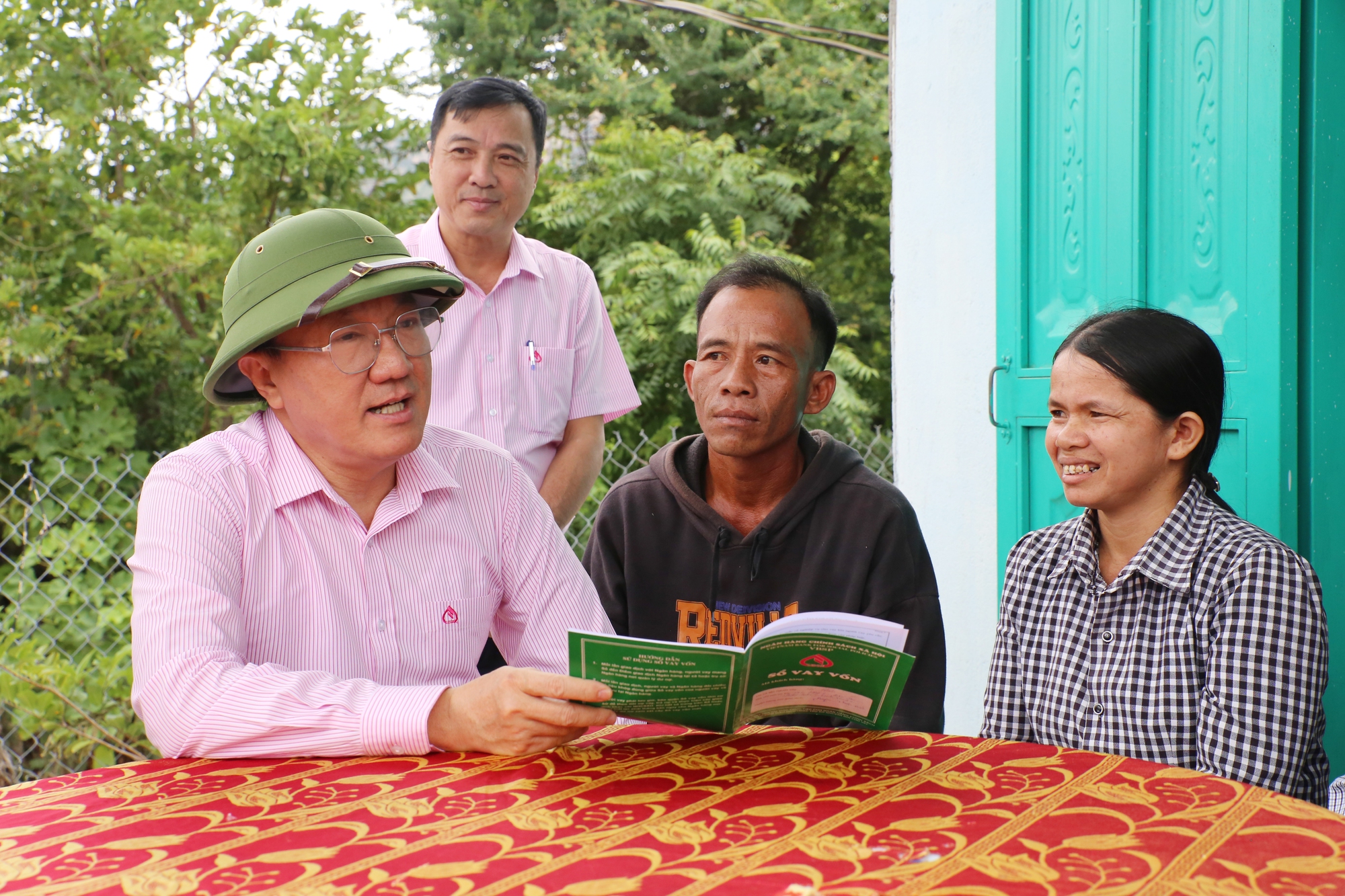 &ldquo;Tiếp lửa&rdquo; t&iacute;n dụng ch&iacute;nh s&aacute;ch miền nắng gi&oacute; Ninh Thuận- Ảnh 2.