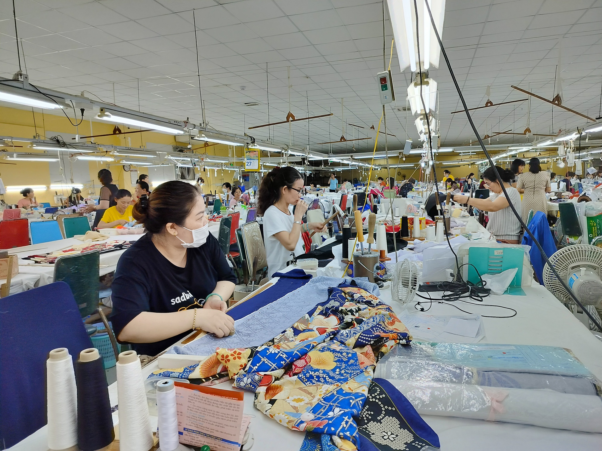 Cần thiết điều chỉnh mức đóng BHXH- Ảnh 1.