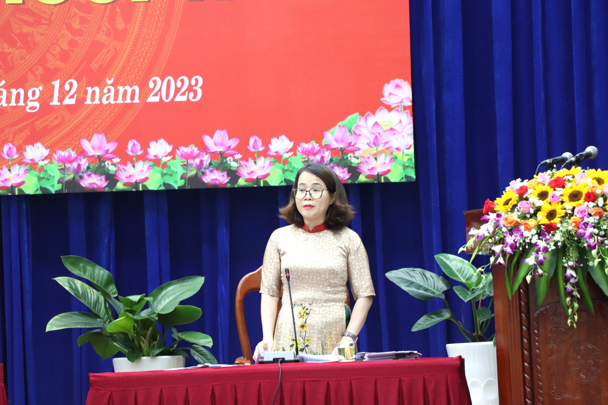 Đại biểu HĐND Quảng Nam: C&aacute;n bộ sợ sai, kh&ocirc;ng d&aacute;m l&agrave;m g&acirc;y bức x&uacute;c- Ảnh 3.