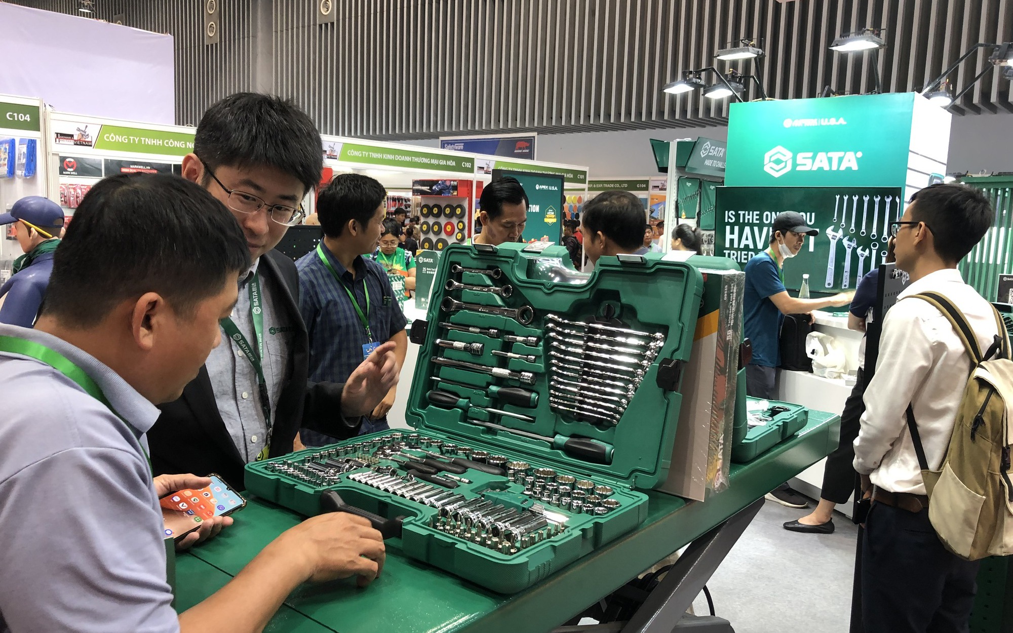 TP HCM: 350 doanh nghiệp tham gia chuỗi triển lãm VSIF và VHHE