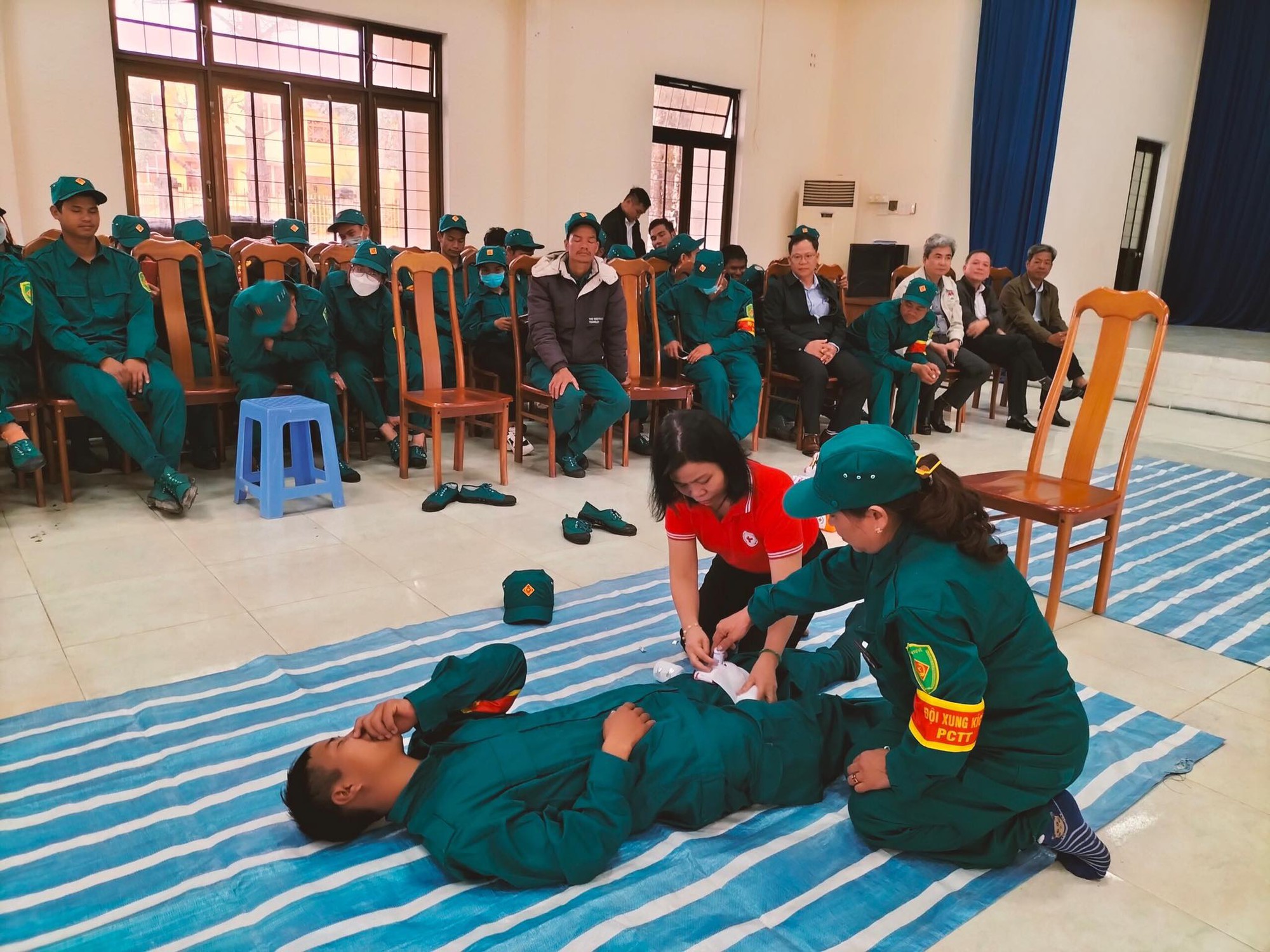 &Ocirc;ng Cao Đức Ph&aacute;t l&agrave;m Chủ tịch Hội đồng quản l&yacute; Quỹ Cộng đồng ph&ograve;ng tr&aacute;nh thi&ecirc;n tai- Ảnh 1.