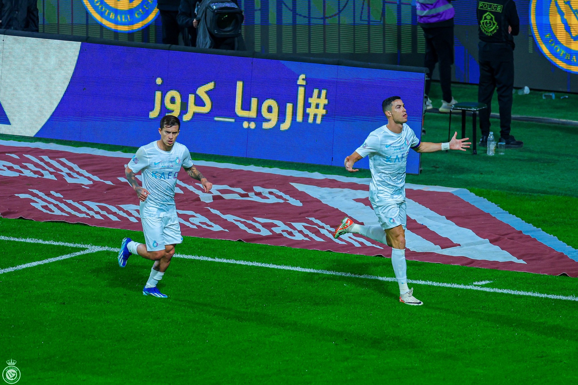 Ronaldo lập cột mốc mới, Al-Nassr thắng đậm- Ảnh 1.