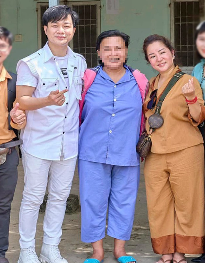 Xót xa nữ ca sĩ một thời của showbiz Việt- Ảnh 1.