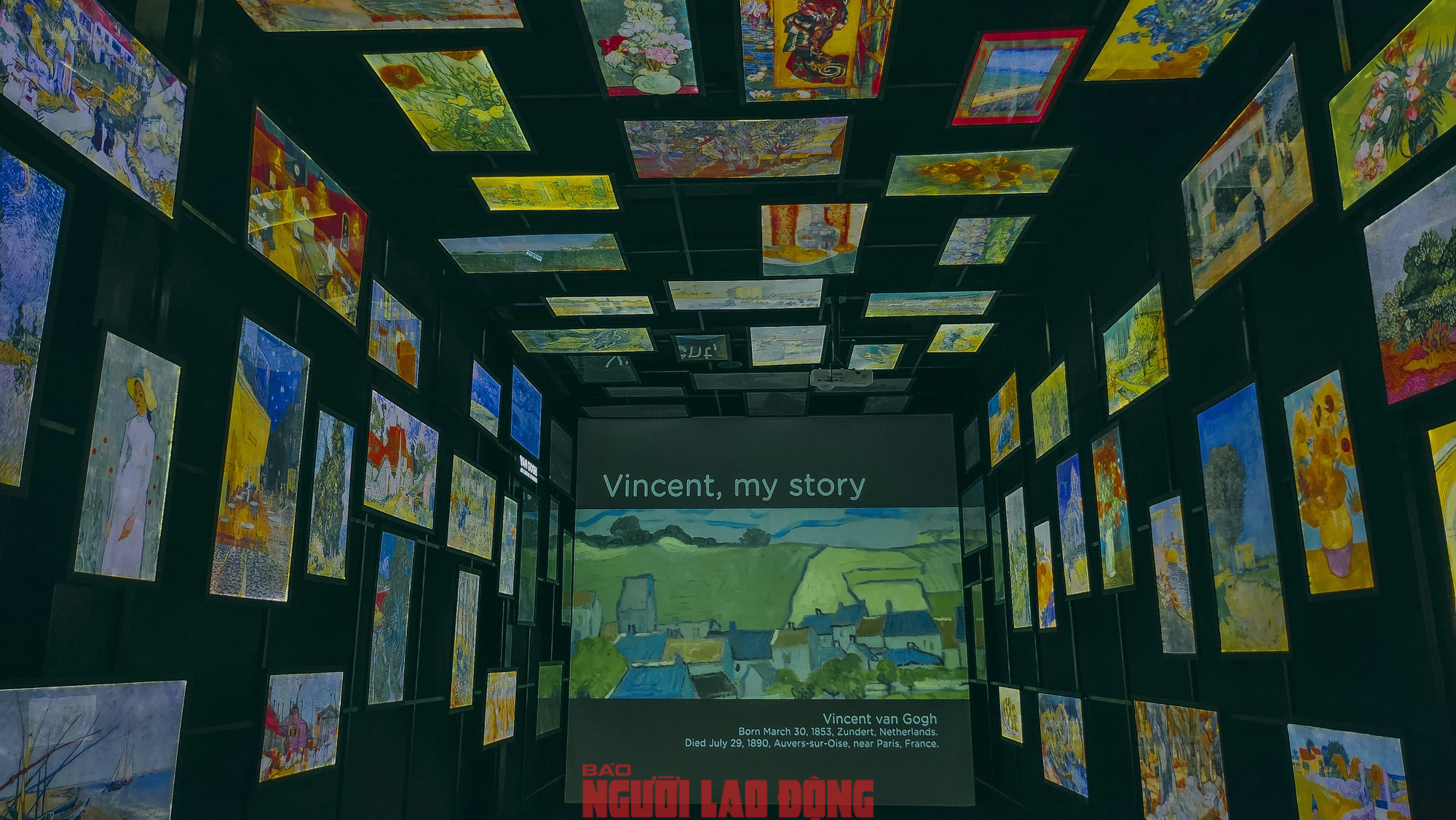 Triển l&atilde;m nghệ thuật tương t&aacute;c đa gi&aacute;c quan Van Gogh trước giờ mở cửa- Ảnh 3.