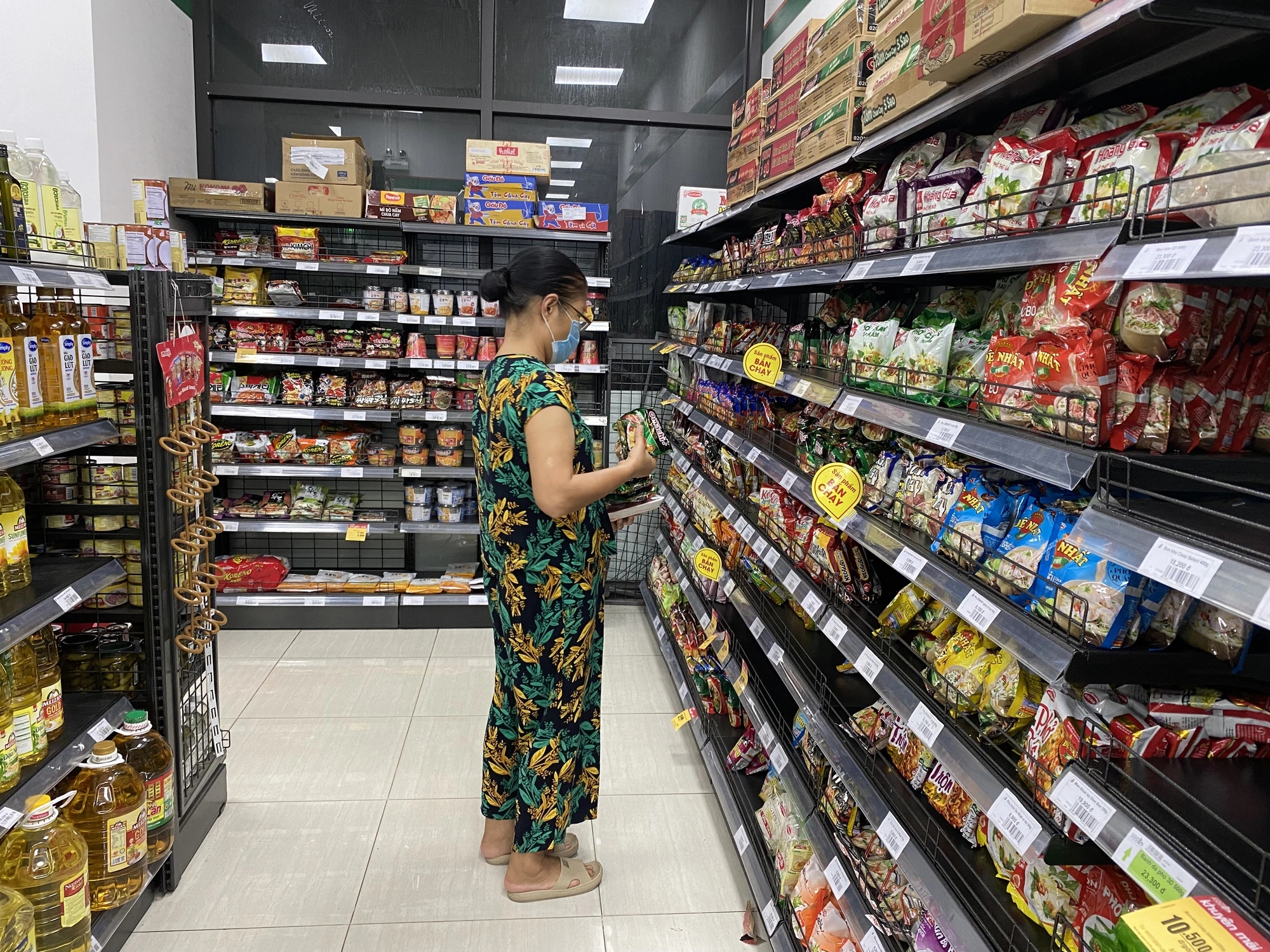 Bộ T&agrave;i ch&iacute;nh trả lời cử tri H&agrave; Nội, TP HCM về n&acirc;ng mức giảm trừ gia cảnh- Ảnh 1.
