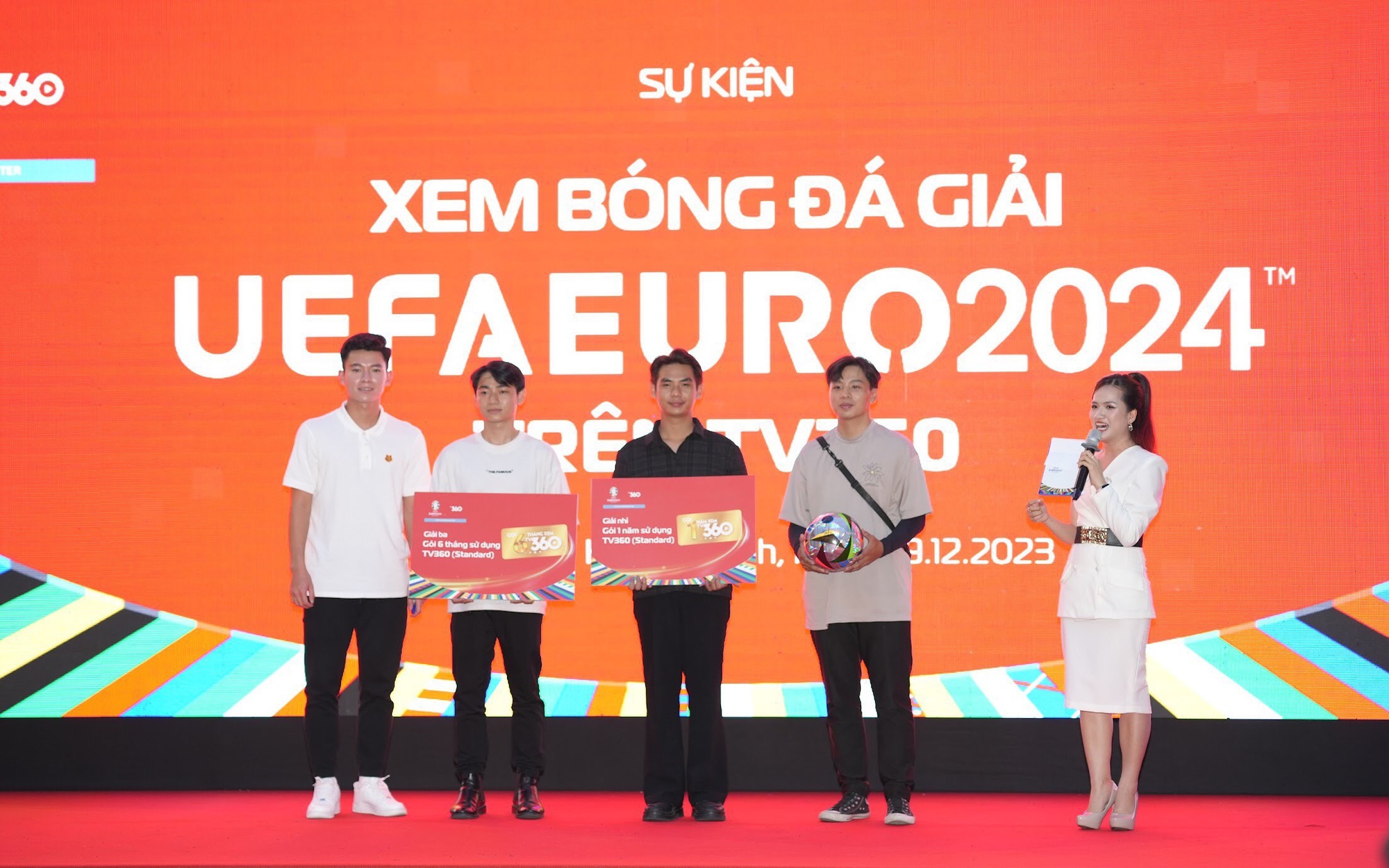 Phan Tuấn Tài cùng tạo không khí sôi động trải nghiệm Euro 2024 của TV360