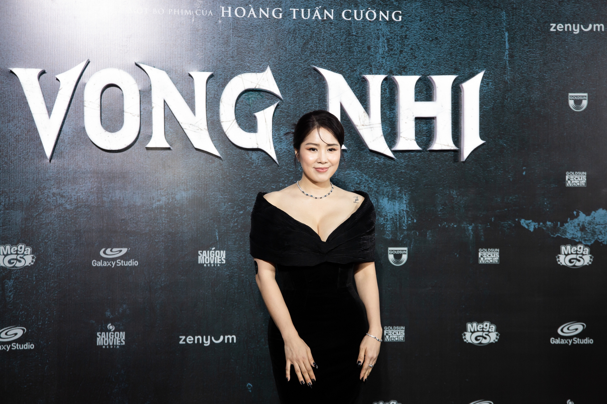 L&ecirc; Phương hết g&aacute;i qu&ecirc;, phải lột sạch để v&agrave;o cảnh n&oacute;ng trong phim mới - Ảnh 6.