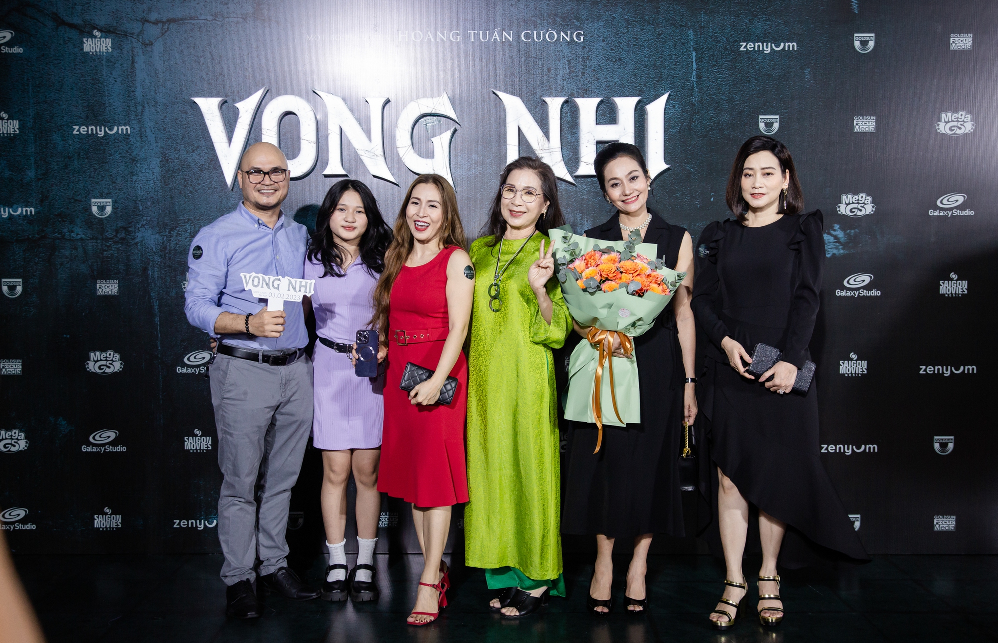 L&ecirc; Phương hết g&aacute;i qu&ecirc;, phải lột sạch để v&agrave;o cảnh n&oacute;ng trong phim mới - Ảnh 3.