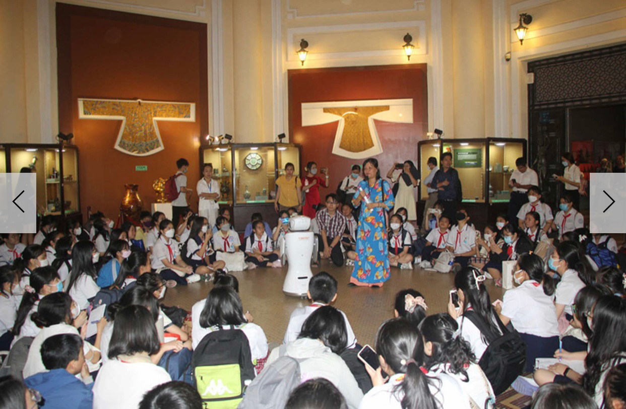 TP HCM: 200 học sinh tham gia Hội thi "Lớn lên cùng sách"
