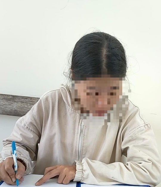 C&ocirc; g&aacute;i trẻ muốn vượt bi&ecirc;n để tầm sư học đạo - Ảnh 1.
