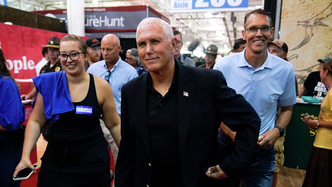 FBI phát hiện thêm tài liệu mật trong nhà cựu Phó Tổng thống Mike Pence