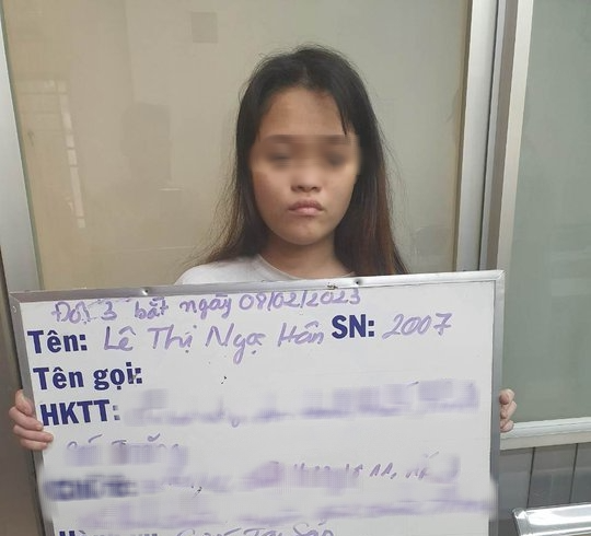 Công an TP HCM bắt giữ thiếu nữ dàn cảnh cướp với thủ đoạn khó ngờ