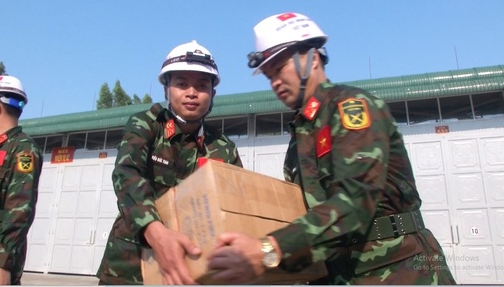 Vợ sắp cưới chuẩn bị gì cho thượng úy trẻ lên đường sang Thổ Nhĩ Kỳ cứu hộ, cứu nạn?
