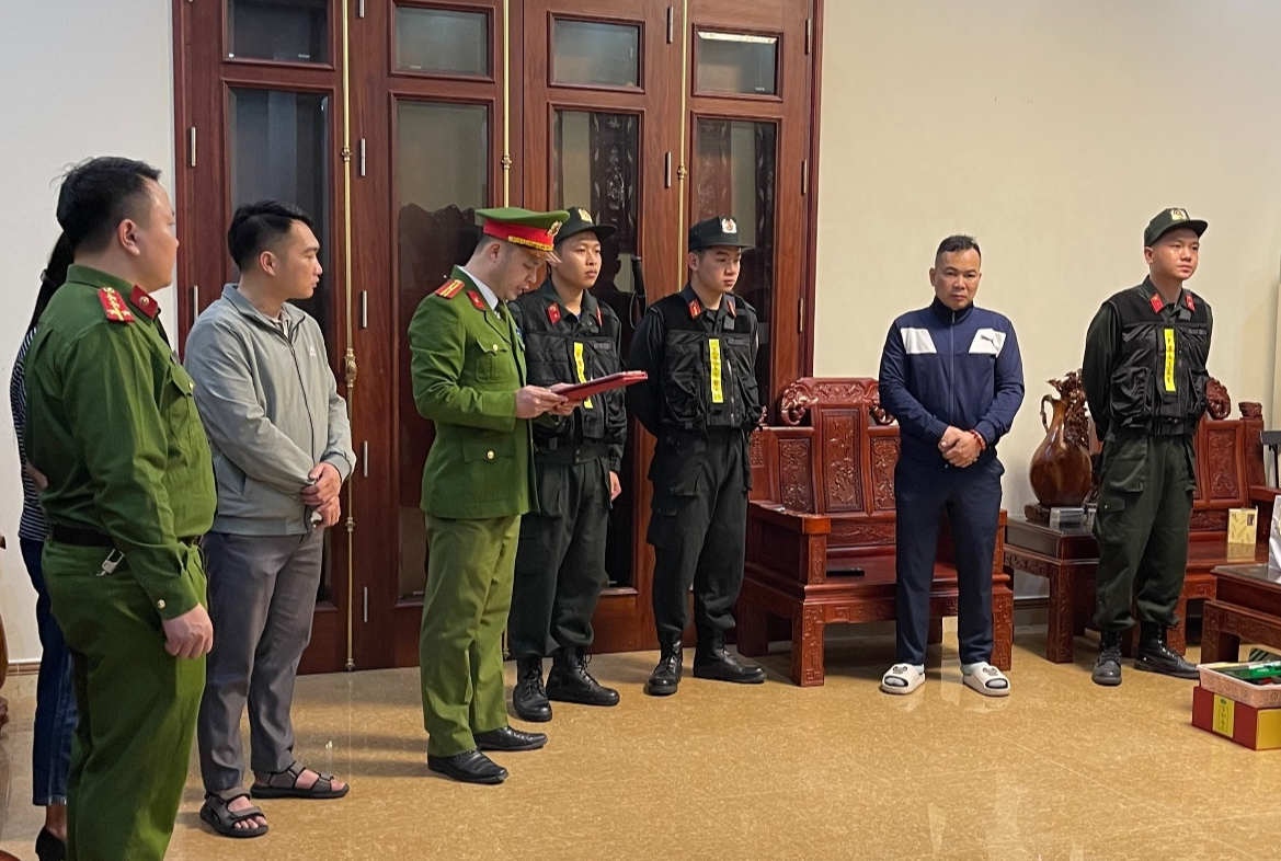 Khởi tố giám đốc, phó giám đốc cùng 3 thuộc cấp trung tâm đăng kiểm ở Bắc Kạn