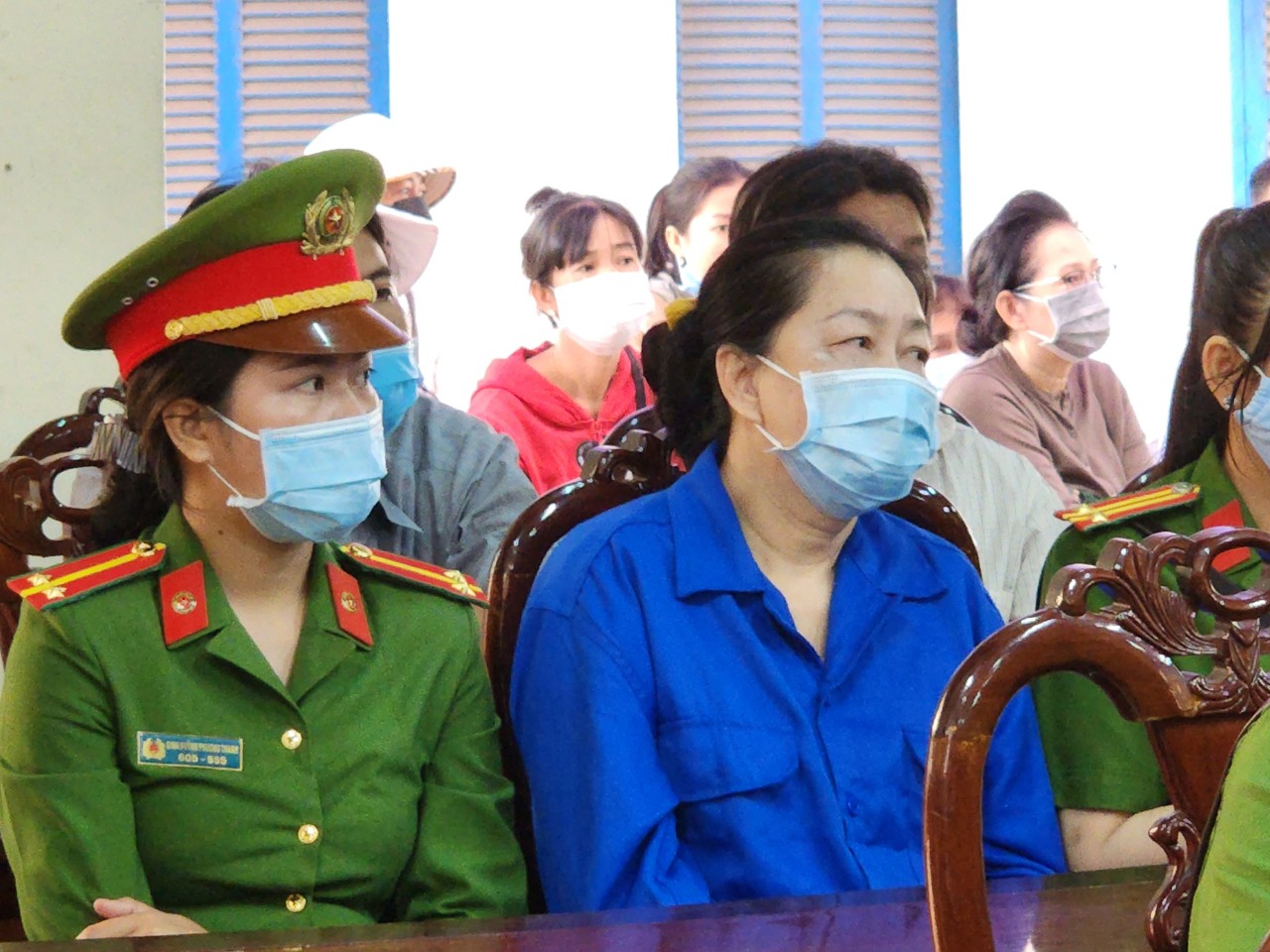 Đưa bà “trùm” Mười Tường ra xét xử vụ buôn lậu gần 51 kg vàng