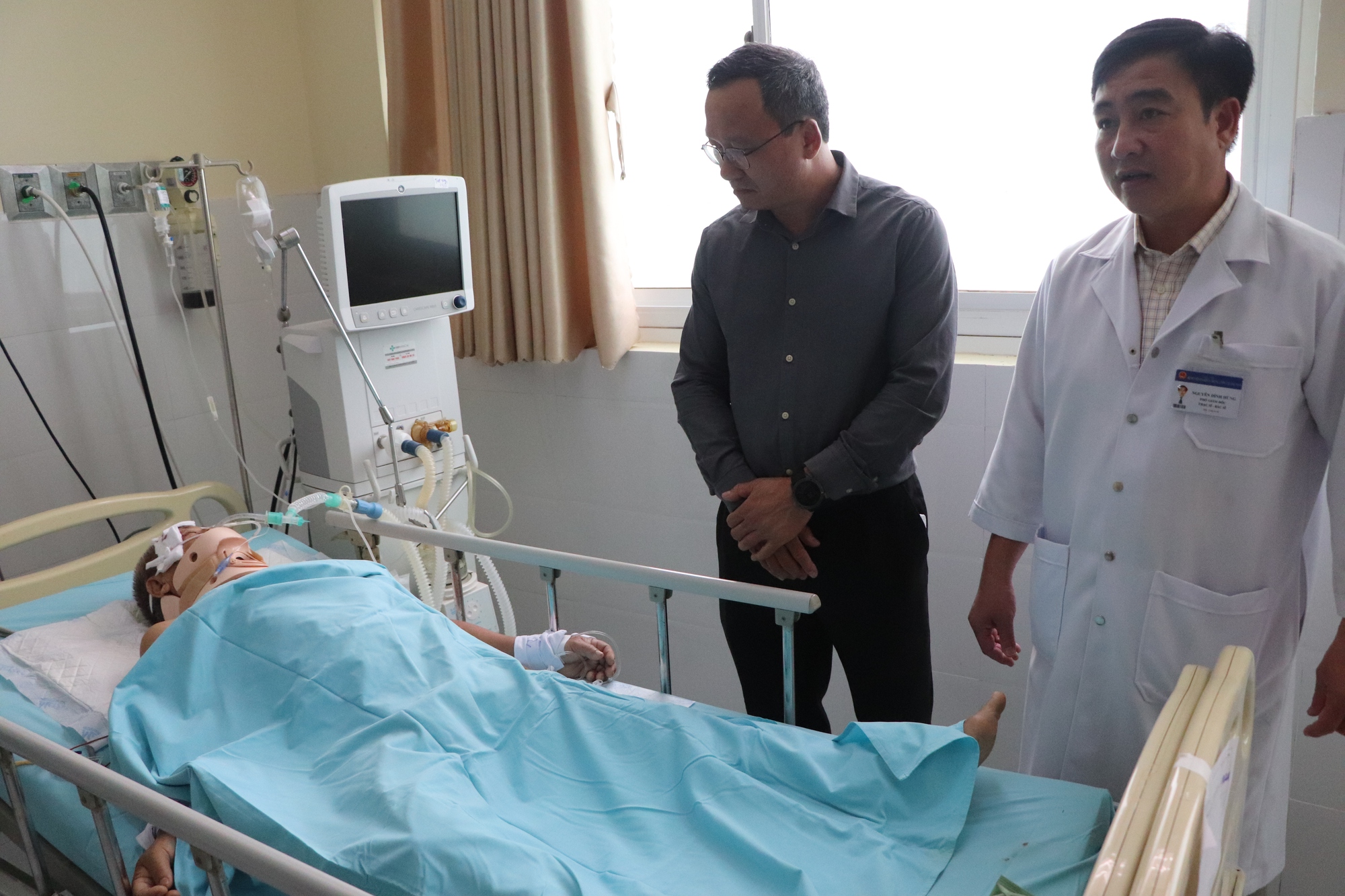 Tai nạn kinh ho&agrave;ng ở Quảng Nam: Xe kh&aacute;ch chạy qu&aacute; tốc độ cho ph&eacute;p - Ảnh 7.