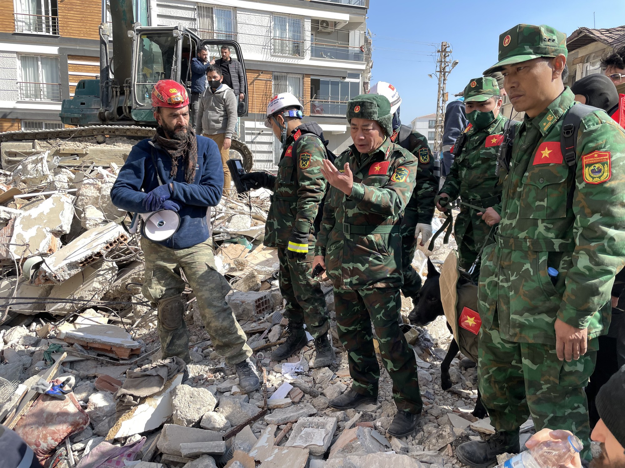 Việt Nam hỗ trợ khẩn cấp Thổ Nhĩ Kỳ và Syria 200.000 USD