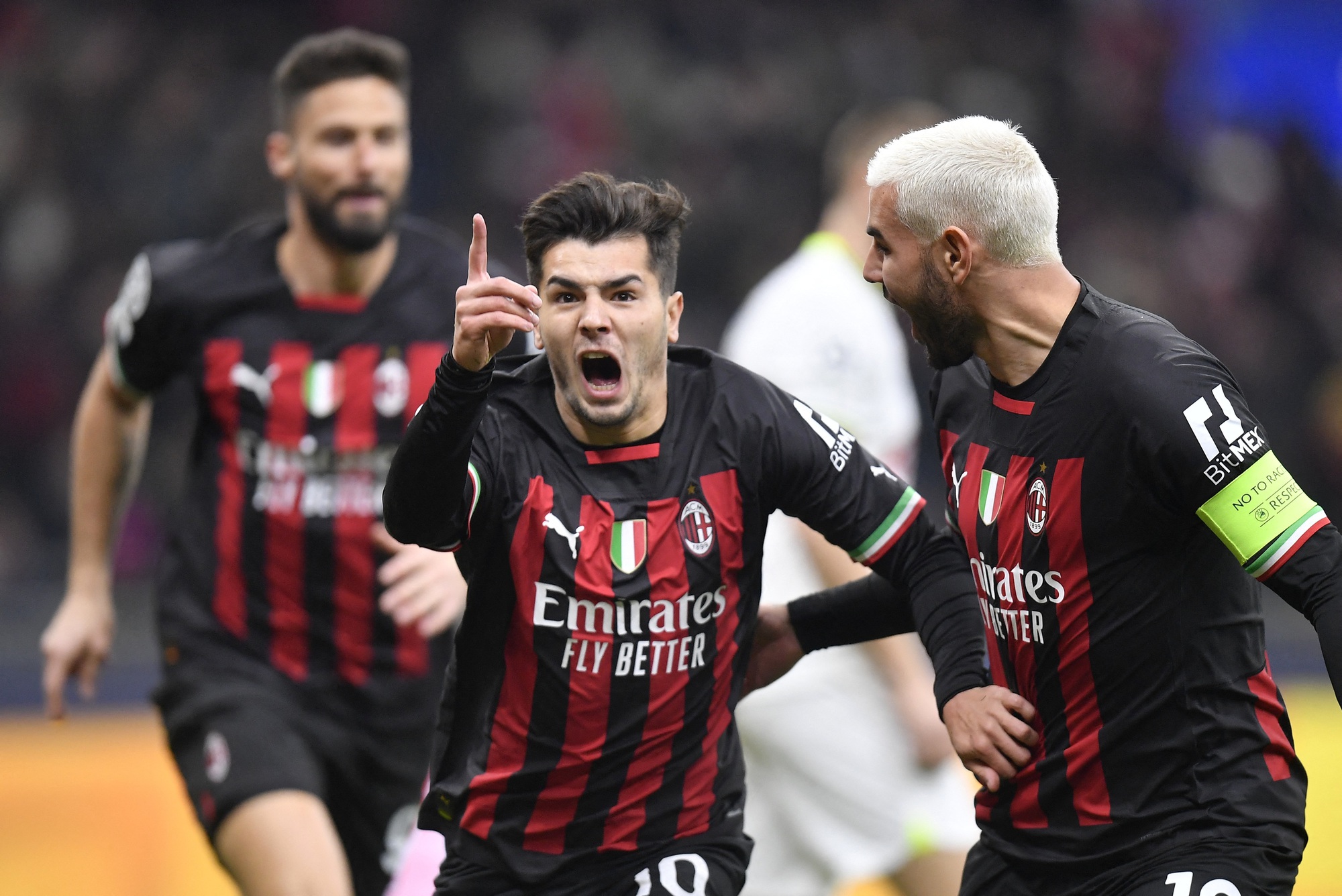 Tottenham trắng tay, AC Milan giành 3 điểm tại San Siro - Ảnh 3.