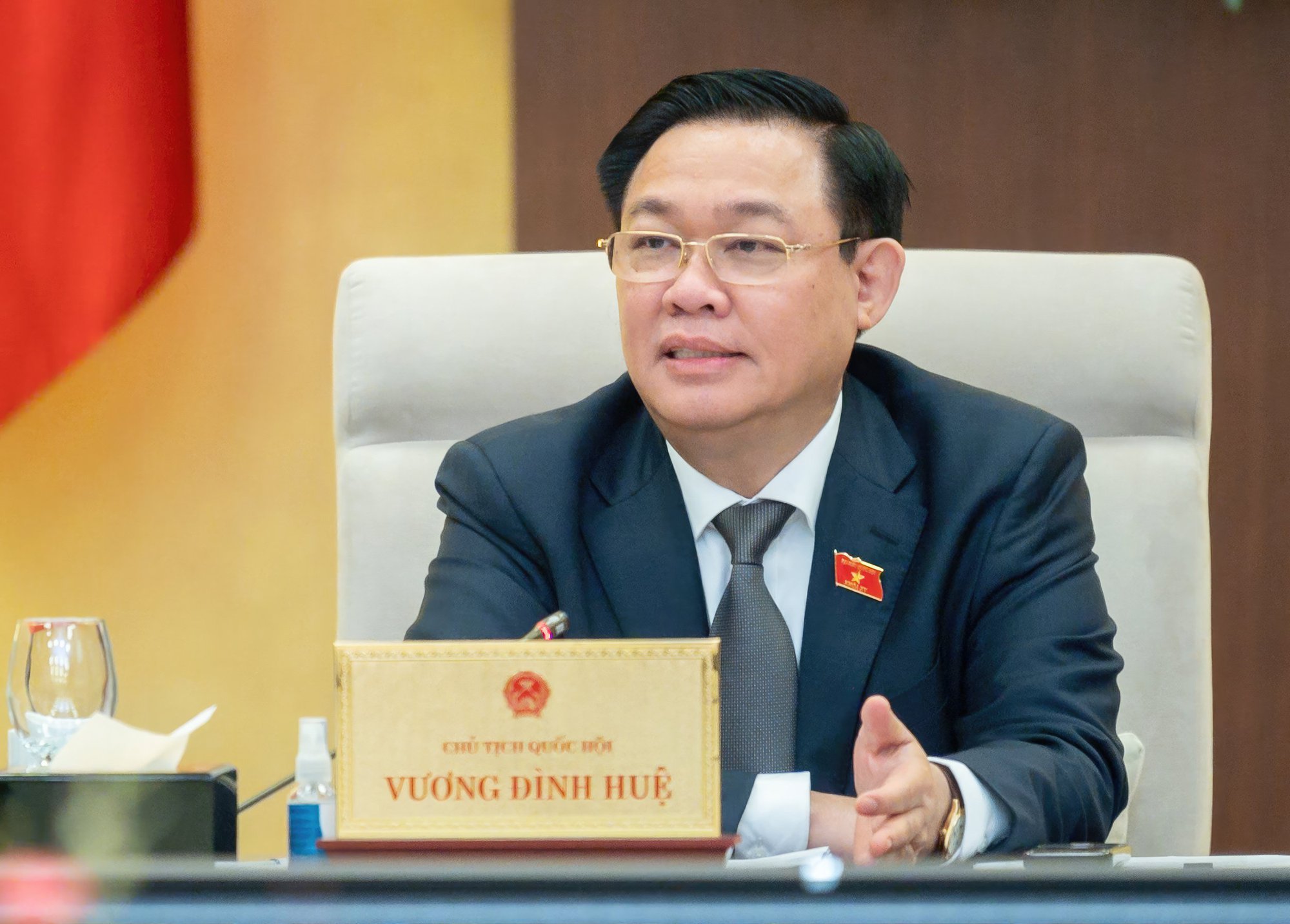 Nhiều &yacute; kiến kh&ocirc;ng đồng &yacute; bỏ tổ chức khỏi kh&aacute;i niệm người ti&ecirc;u d&ugrave;ng - Ảnh 4.
