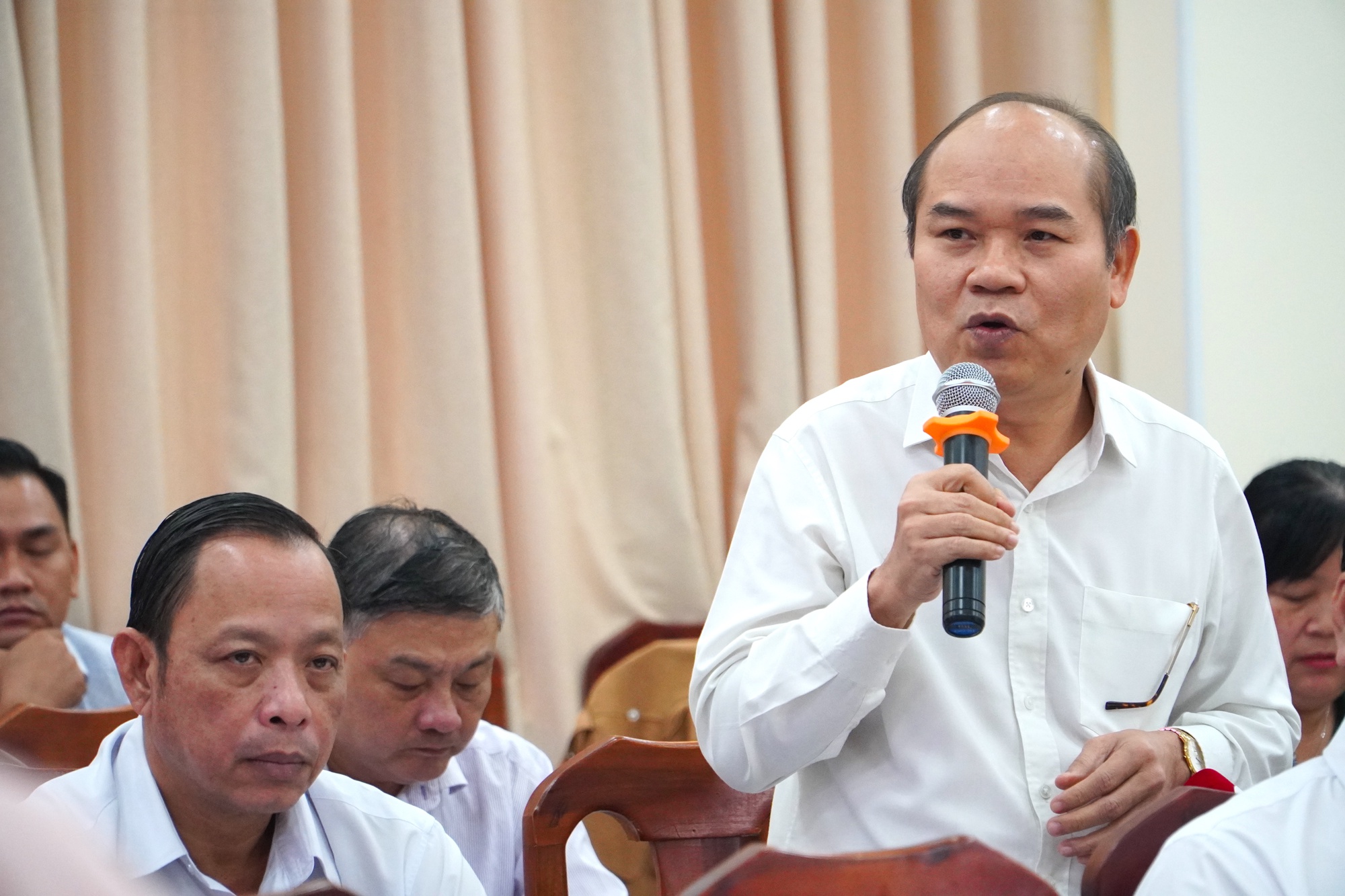 Cán bộ ngại xử lý hồ sơ liên quan tới tài sản công - Ảnh 1.