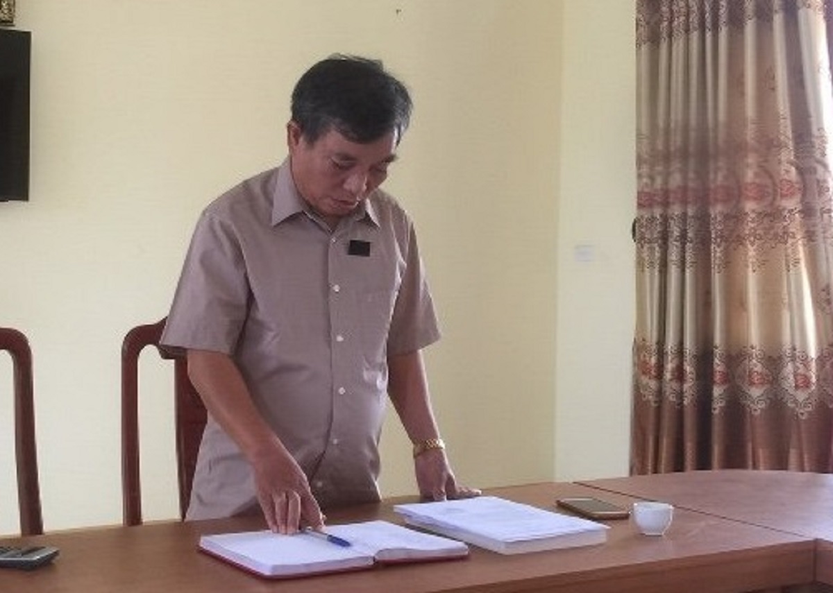 Khởi tố 1 nguyên chủ tịch xã cùng nữ thuộc cấp