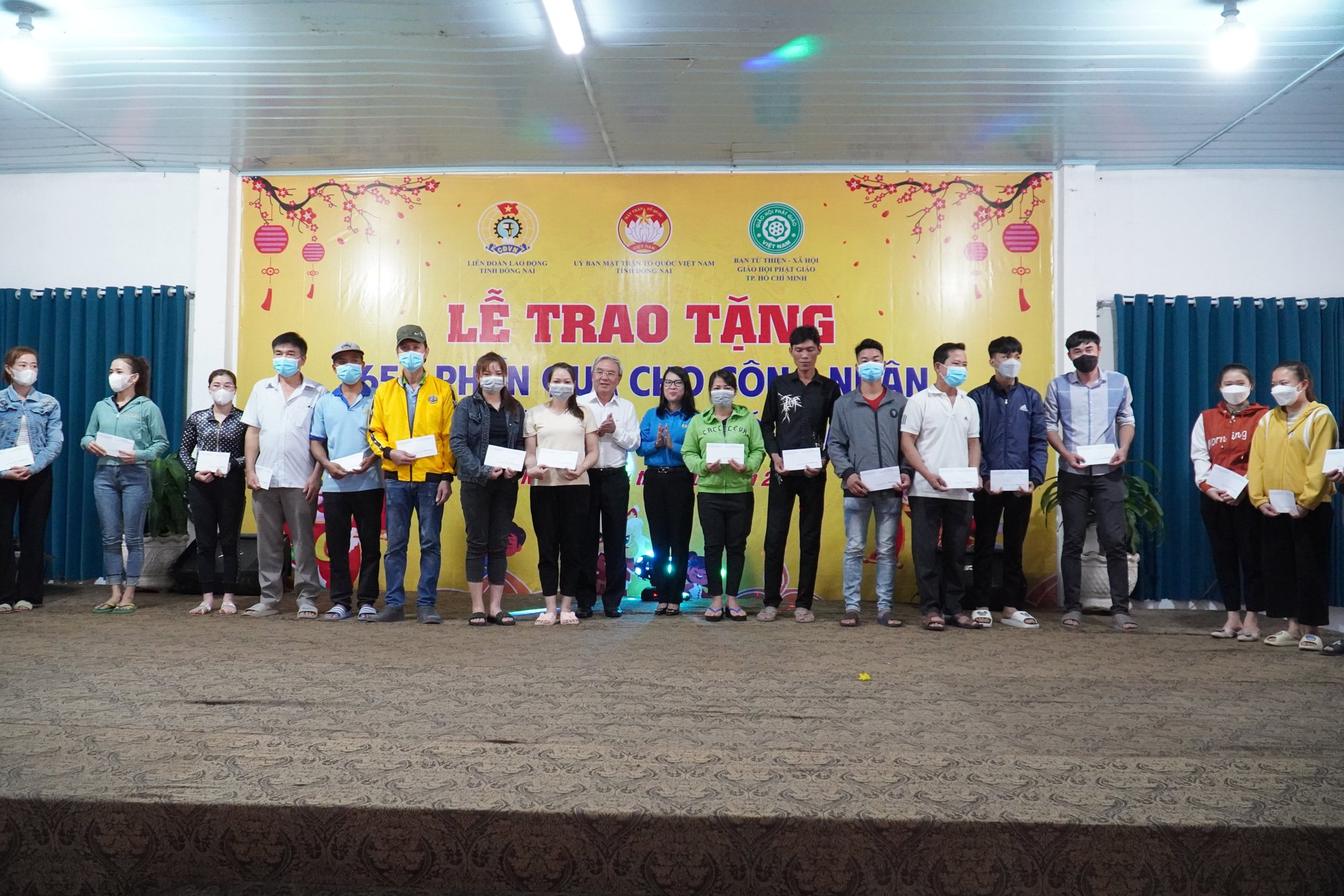 Trao 650 phần quà cho công nhân ngành gỗ Đồng Nai