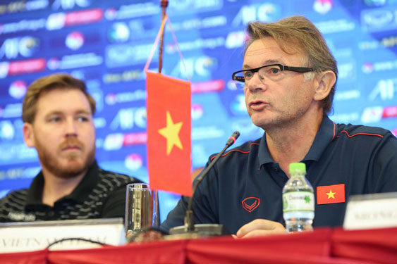 Mục tiêu mới của "phù thủy trắng" Philippe Troussier