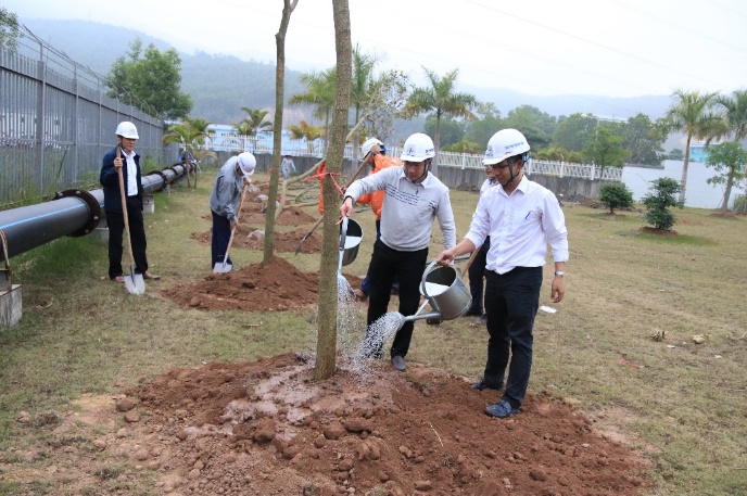 Nhiệt điện M&ocirc;ng Dương hưởng ứng Tết trồng c&acirc;y 2023 - Ảnh 2.