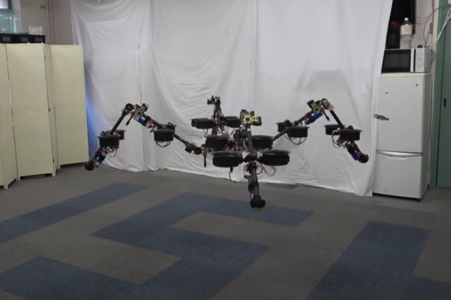 CLIP: Robot biết … bay!