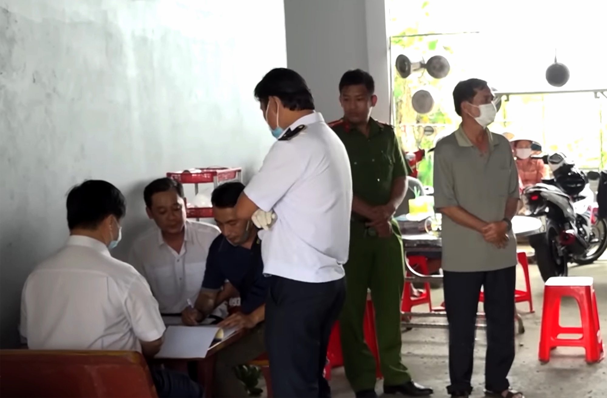 Thu mua m&egrave;o khắp miền T&acirc;y rồi b&aacute;n ra miền Bắc nấu cao - Ảnh 3.