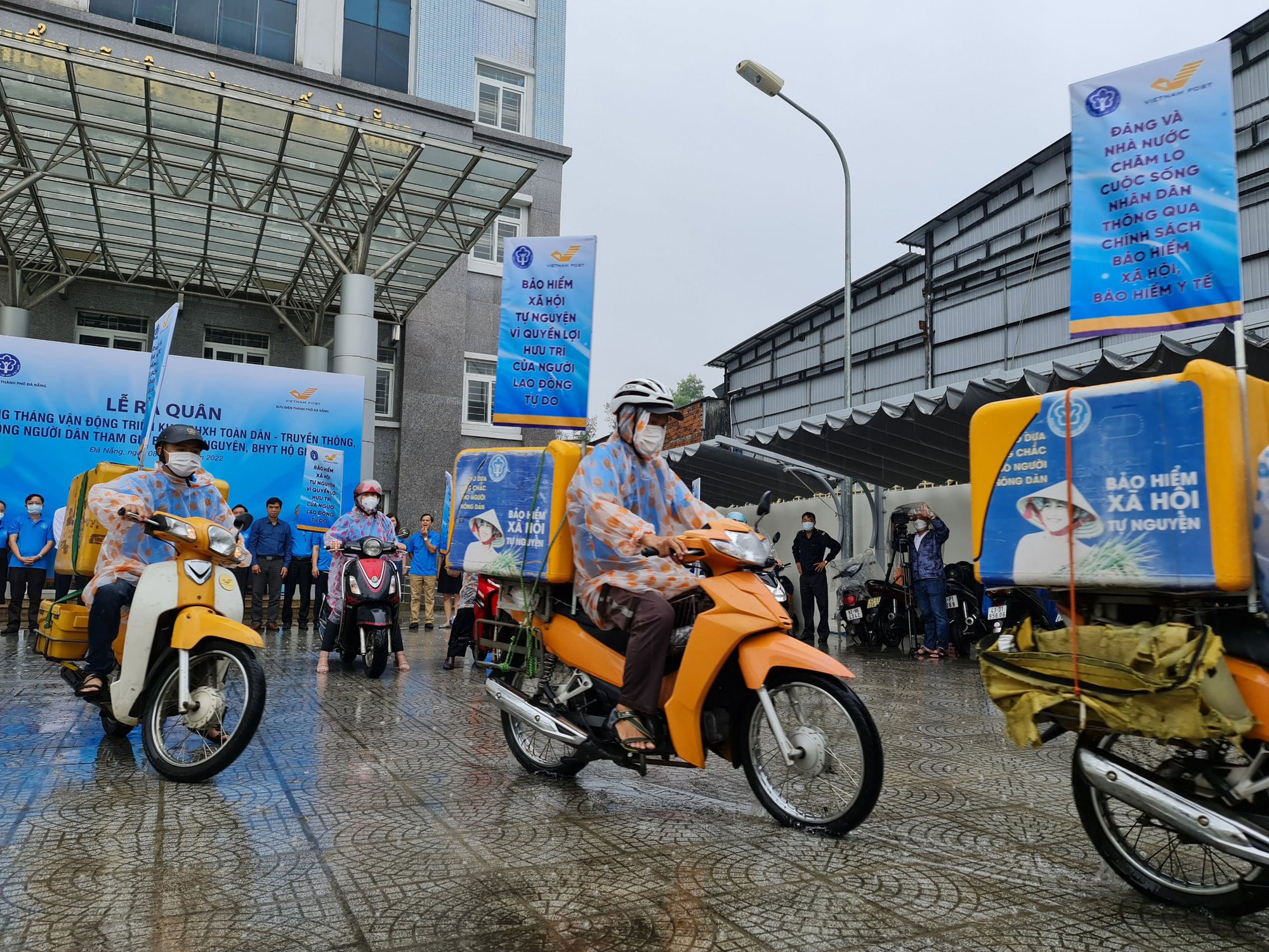 Đà Nẵng hỗ trợ người tham gia bảo hiểm
