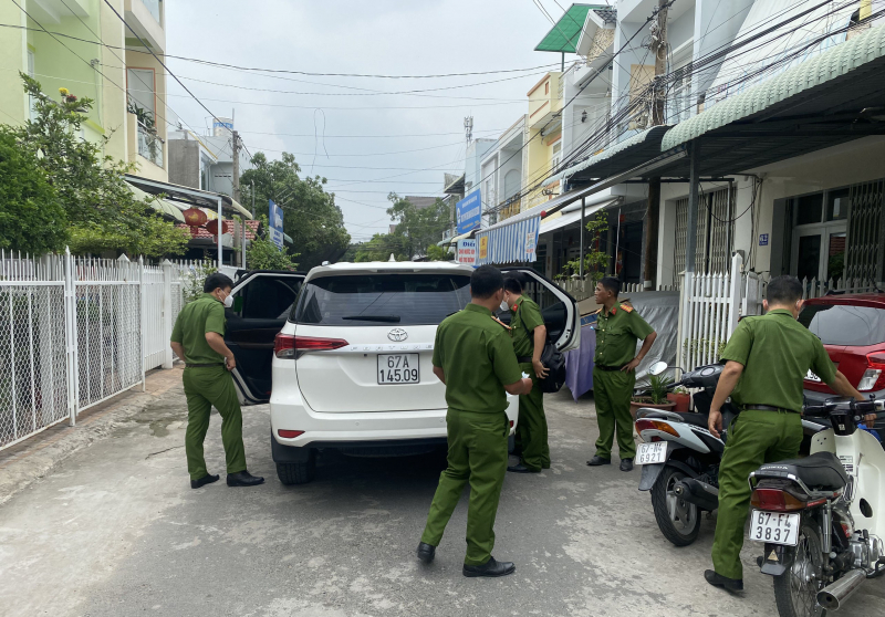 Bắt hàng loạt cán bộ tham ô tài sản ở An Giang