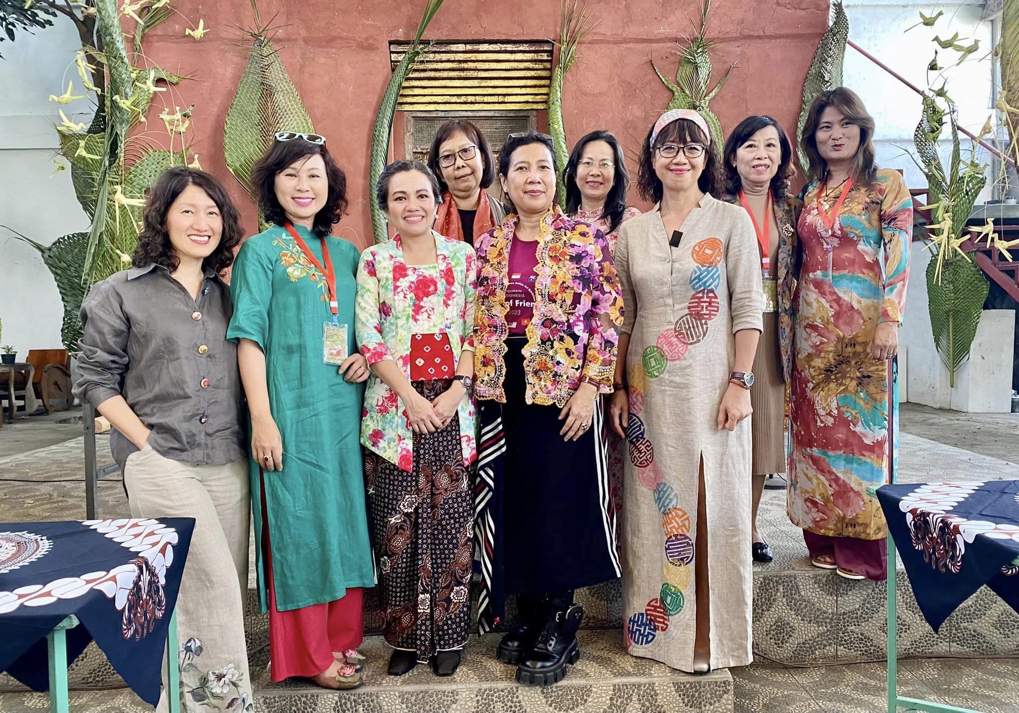 Nhiều họa sĩ nữ Việt Nam tham gia triển lãm quốc tế