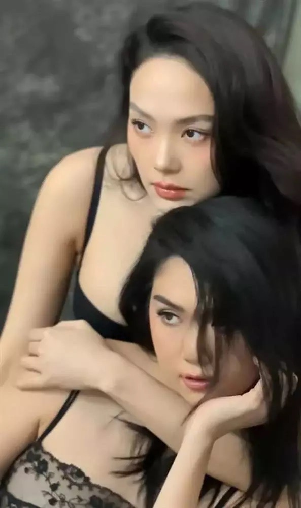 Minh Hằng - Ngọc Trinh c&ugrave;ng cởi, ai sexy hơn? - Ảnh 2.
