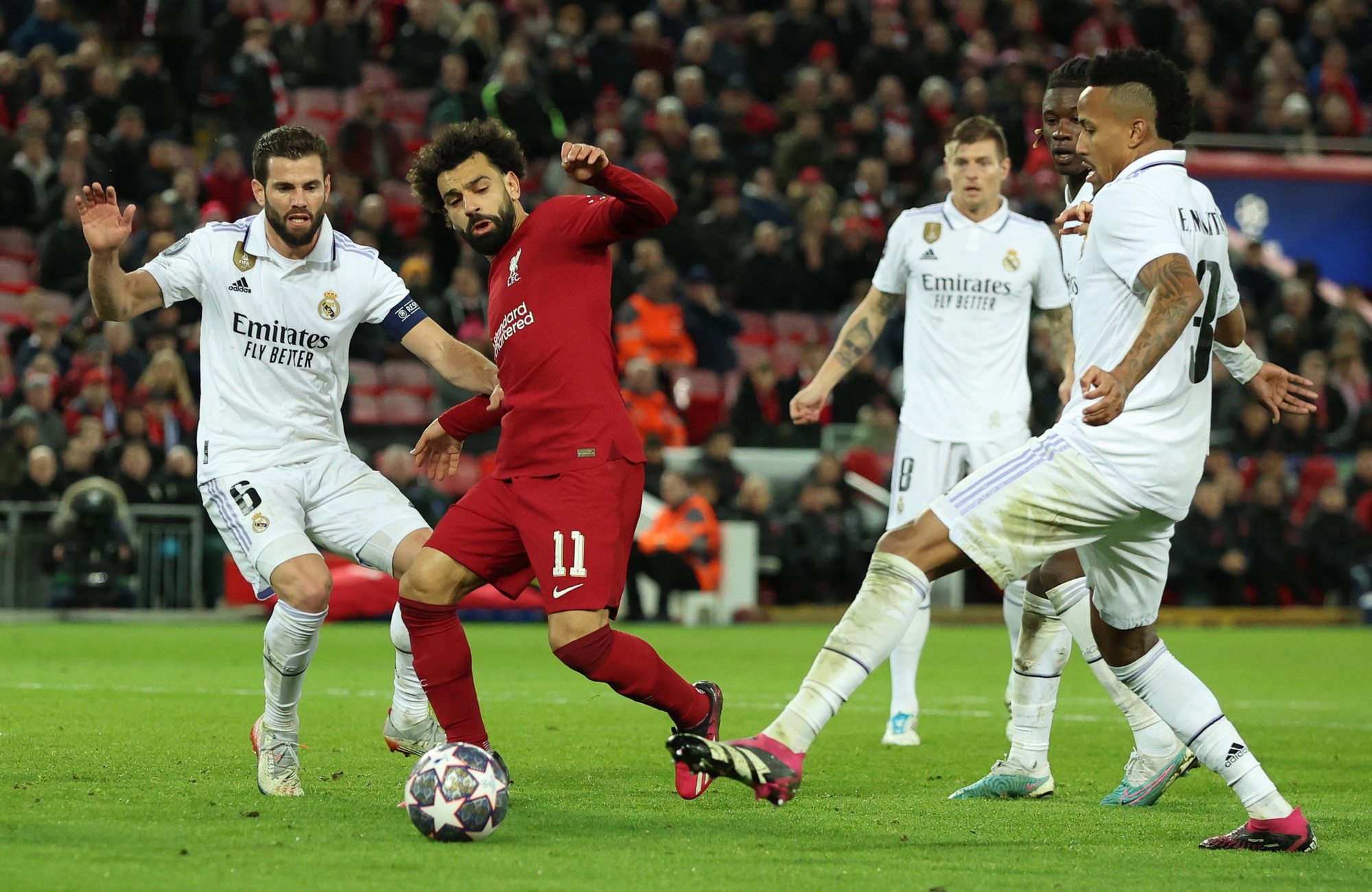 Công làm thủ phá, Liverpool thua thảm Real Madrid tại Anfield