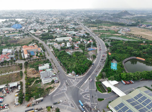 Quyết liệt đẩy nhanh c&aacute;c dự &aacute;n trọng điểm - Ảnh 1.
