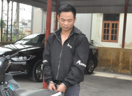 Gã đạo chích chuyên trà trộn vào đám ma, đám cưới trộm cắp