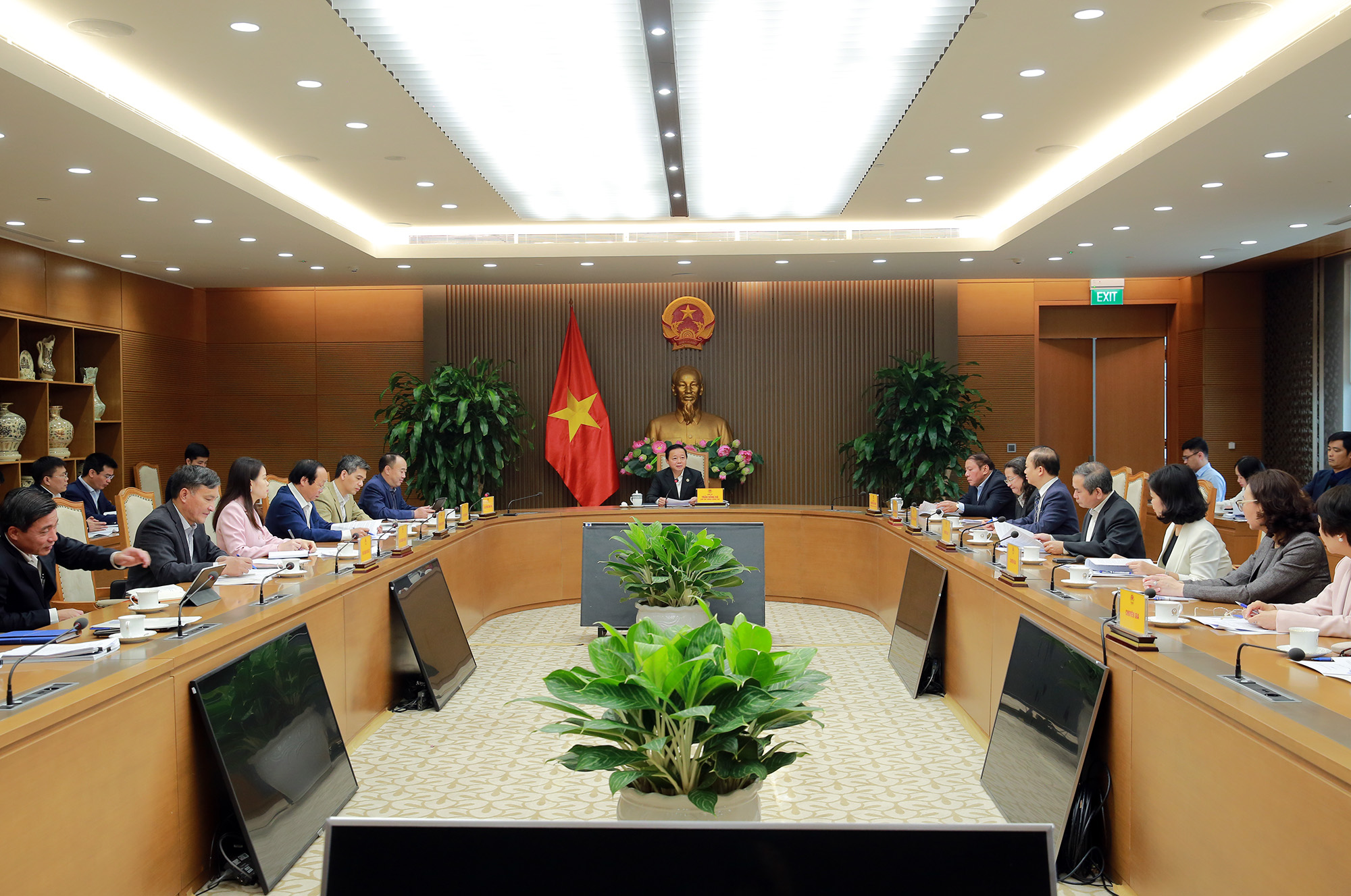 Ph&oacute; Thủ tướng Trần Hồng H&agrave;: Cần thay đổi tư duy để văn ho&aacute; ho&aacute; kinh tế, kinh tế ho&aacute; văn ho&aacute; - Ảnh 1.