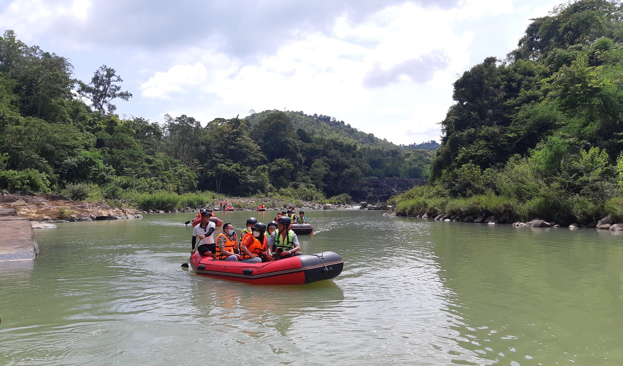 Lên Buôn Ma Thuột mùa lễ hội cà phê để trải nghiệm 42 tour du lịch